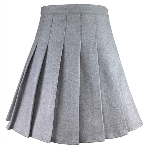 Dresses & Skirts - HOEREV schoolgirl pleated skirt